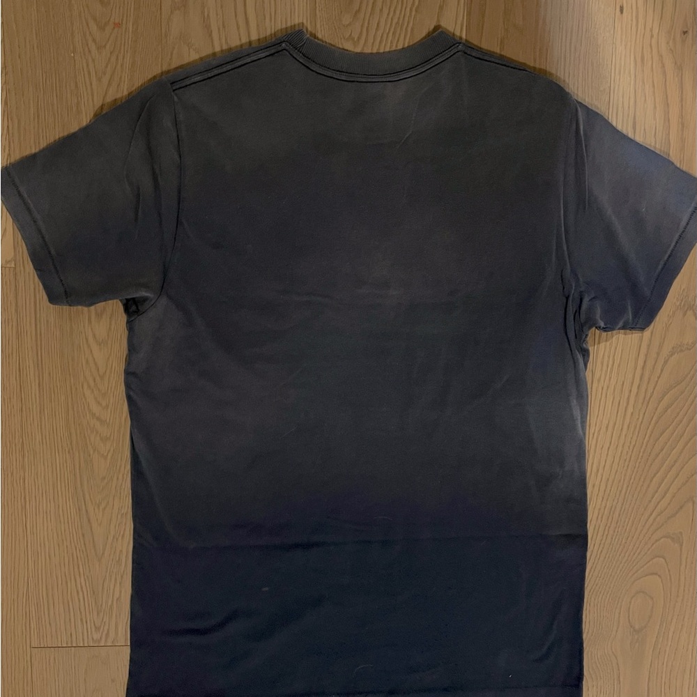 Hollister men’s distressed graphic TShirt - Picture 14 of 14